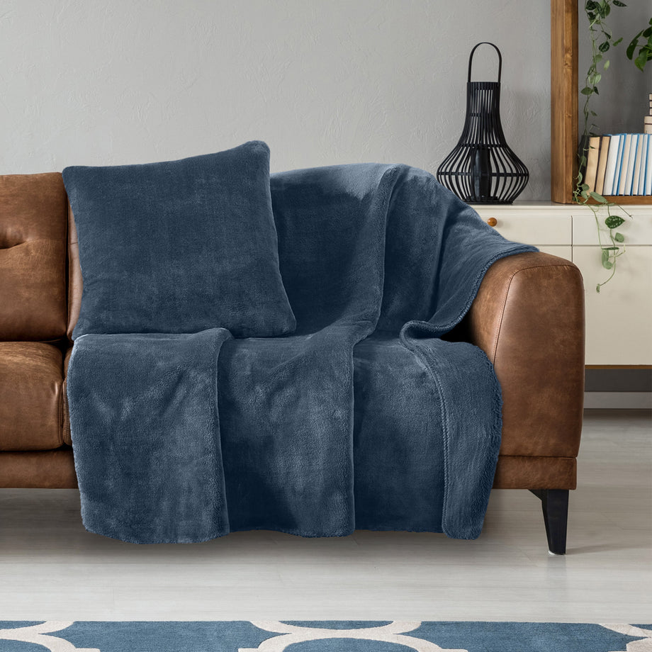 Decorative blanket Zoie – Vitapur Wholesale portal