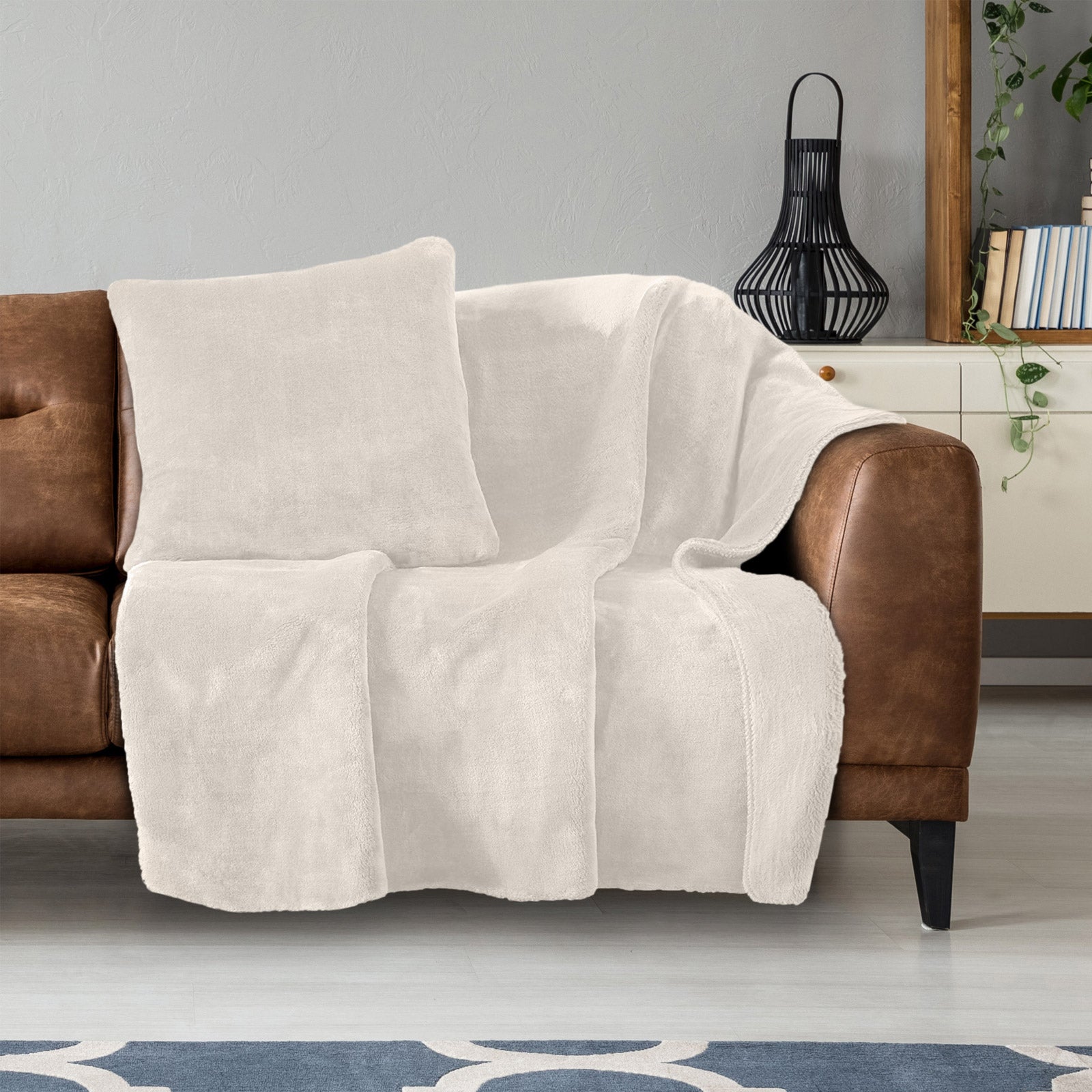 Decorative blanket Zoie – Vitapur Wholesale portal